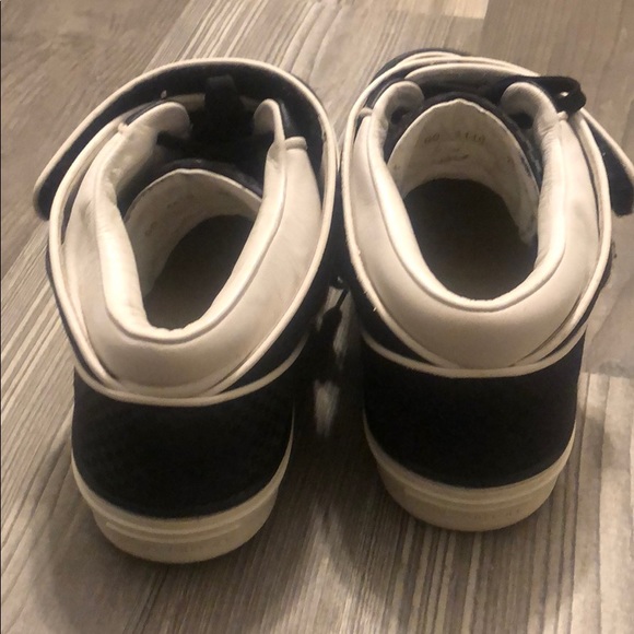 Louis Vuitton Acapulco Checkered Hi-Top Sneakers - Picture 6 of 12